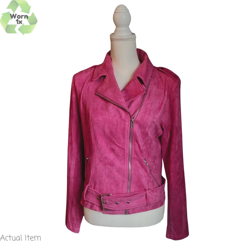 Main Strip Suede Berry Moto Jacket Size Large 😍